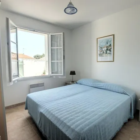 Maison A Avec Jardin Clos Et Parking, Pour 4 Pers. - Fr-1-835-22