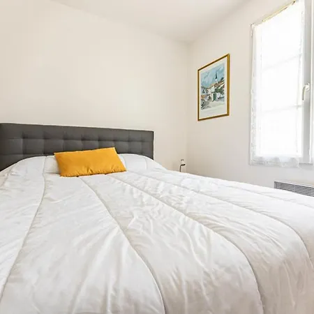 Maison A Avec Jardin Clos Et Parking, Pour 4 Pers. - Fr-1-835-22 *