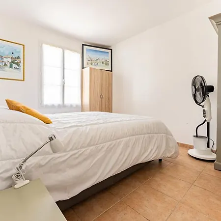 Maison A Avec Jardin Clos Et Parking, Pour 4 Pers. - Fr-1-835-22 Ла-Флот